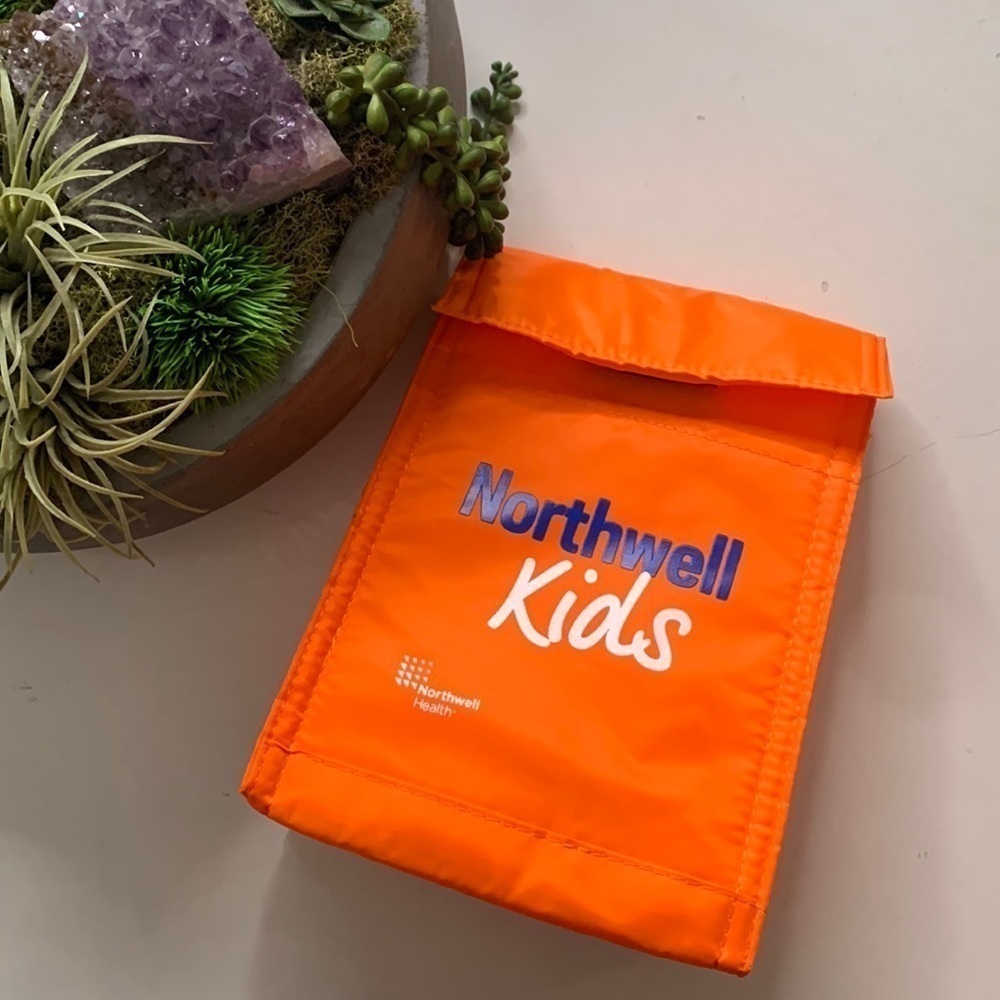 New Northwell kids neon orange insulated lunch bag with carry handle